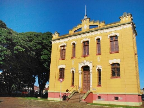 Centro Municipal de Memória de Sertãozinho sedia oficina de capacitação na área de museus [Foto: Adilson Lopez]