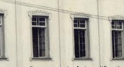 Intervenção em patrimônio edificado - Casarão Praça 21 de Abril - Thais Gomes Pegruci